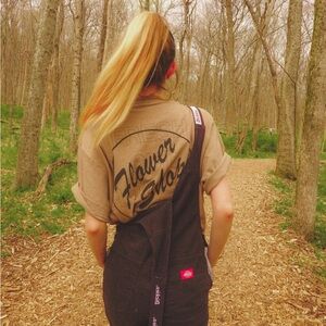 FRESH CUT FLOWERS TSHIRT SMALL COLLAB WITH CARHARTT